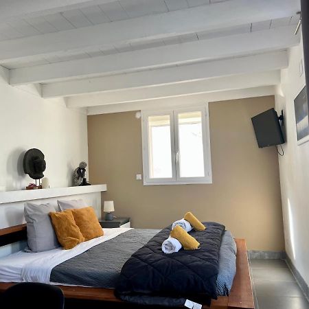 Mas La Farelle Chambre D'Hote,Fitness & Salle De Jeux Gratuite & Spa En Supplement ニーム エクステリア 写真