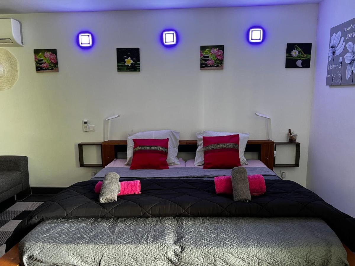 Mas La Farelle Chambre D'Hote,Fitness & Salle De Jeux Gratuite & Spa En Supplement ニーム エクステリア 写真